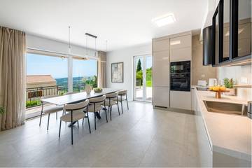 Villa for 10 People in Srebreno, Dubrovnik-Neretva, Photo 4