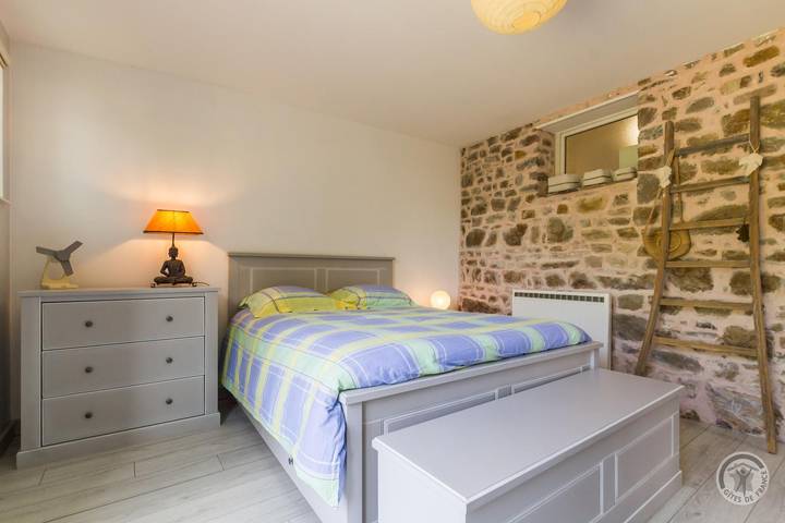 Gîte pour 4 personnes, avec terrasse et jardin, animaux acceptés à Créances - 4