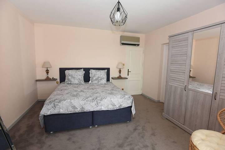 Location de vacances pour 10 personnes, avec balcon et jardin à Sauvian - 4