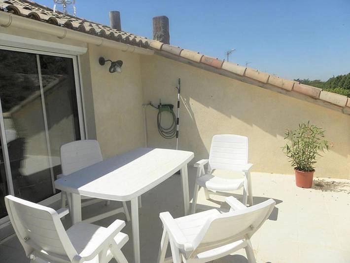 Gîte pour 4 personnes, avec vue et terrasse à Charleval - 3