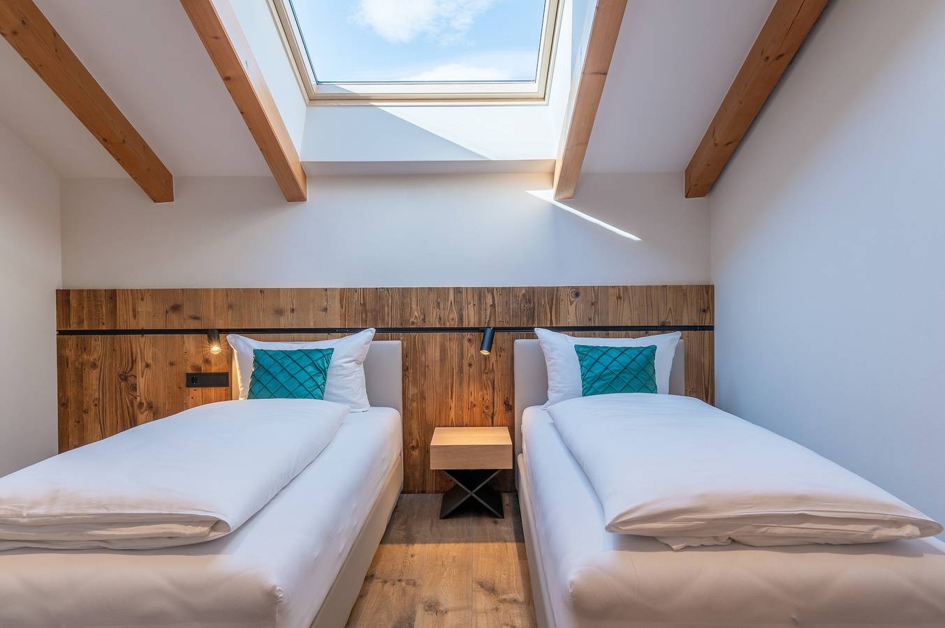 Ganze Wohnung, Ferienwohnung 'Sonne' mit Bergblick, privatem Garten und Wlan in Ums, Völs am Schlern