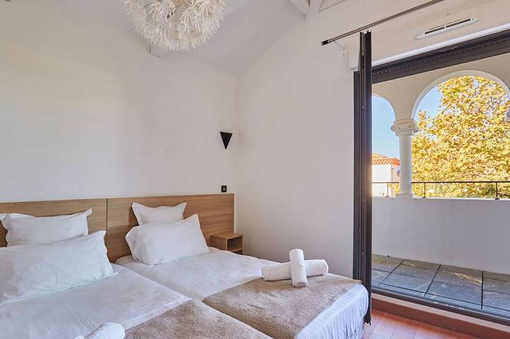 Location de vacances pour 6 personnes, avec piscine et balcon, animaux acceptés dans Plage La Milady - 3