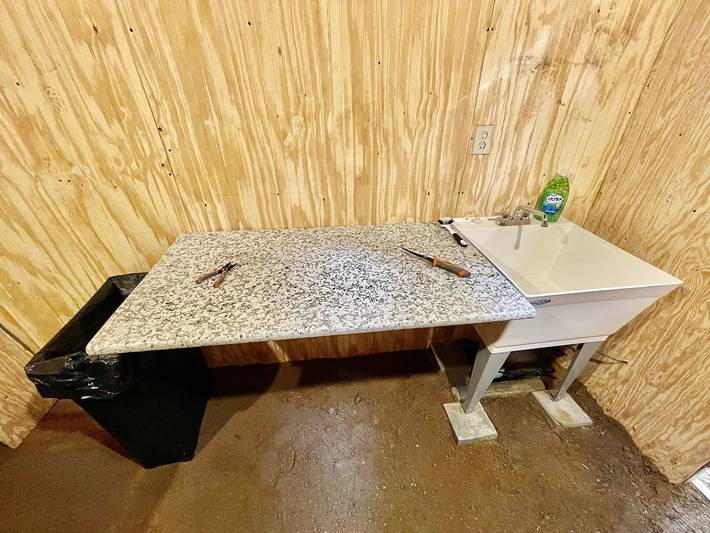 Vacation house for 8 people, with yard in Lake Conroe