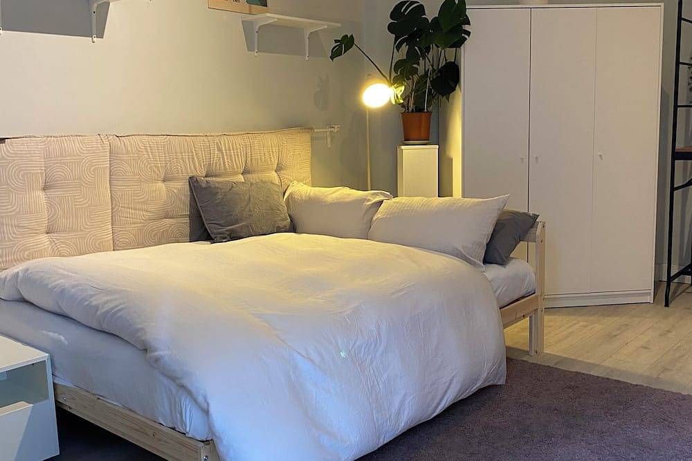 Ganze Wohnung, Comfortable cozy and warm studio in phenomenal Vienna, easy to get around in Wien, Donau Niederösterreich