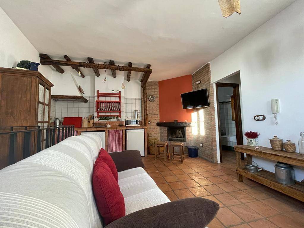 Casa Rural La Buhardilla in Benaocaz, Pueblos Blancos