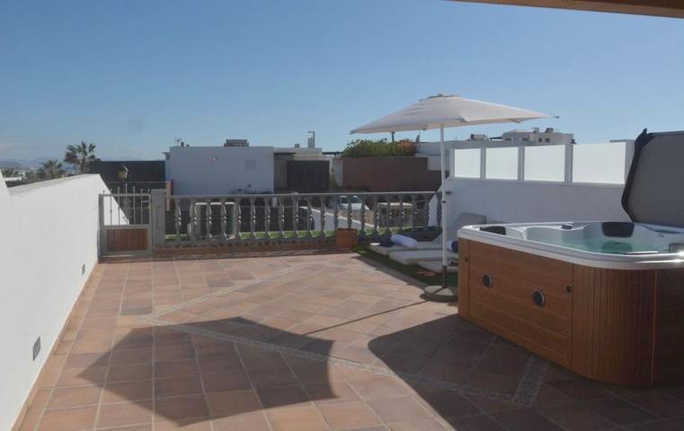 Chalet para 4 personas, con vistas además de piscina y terraza en Lanzarote - 4