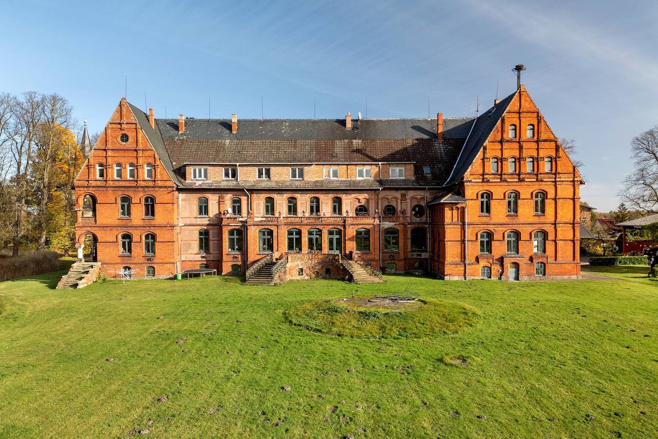 Ganze Wohnung, Ferienwohnung 'Schloss Melkof' mit privatem Garten und Wi-Fi in Vellahn, Mecklenburgisches Elbetal
