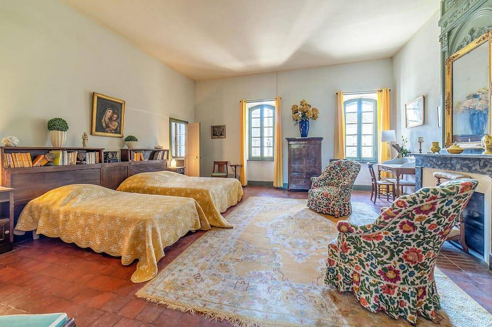 Amazing home in Lézignan-Corbières in Lézignan-Corbières, Narbonne region