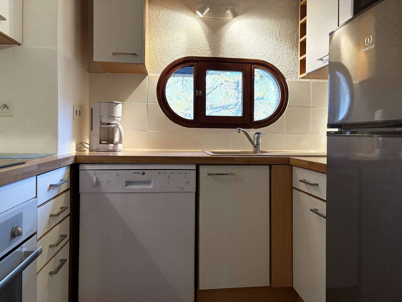 Entire holiday apartment, Appartement T3 8 personnes - résidence Horizon in Les Orres, Écrins National Park