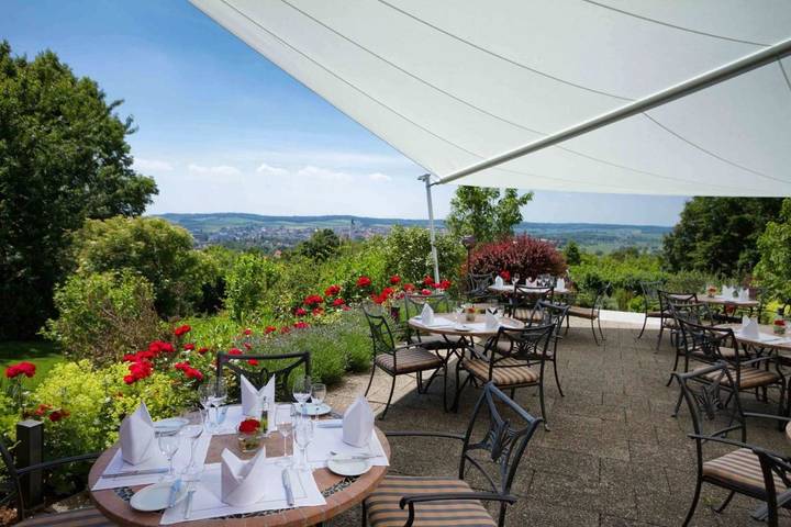 Hotel für 2 Personen, mit Terrasse und Garten sowie Sauna und Ausblick