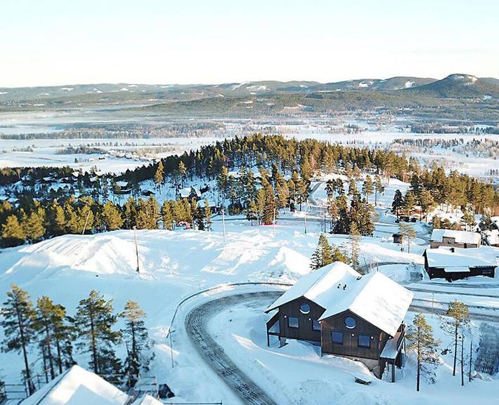 Lägenhet för 6 Personer, med terass samt bastu och utsikt i Järvsö