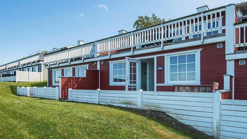 Ferienhaus für 7 Personen, mit Terrasse und Pool sowie Sauna und Whirlpool in Løjt - 2