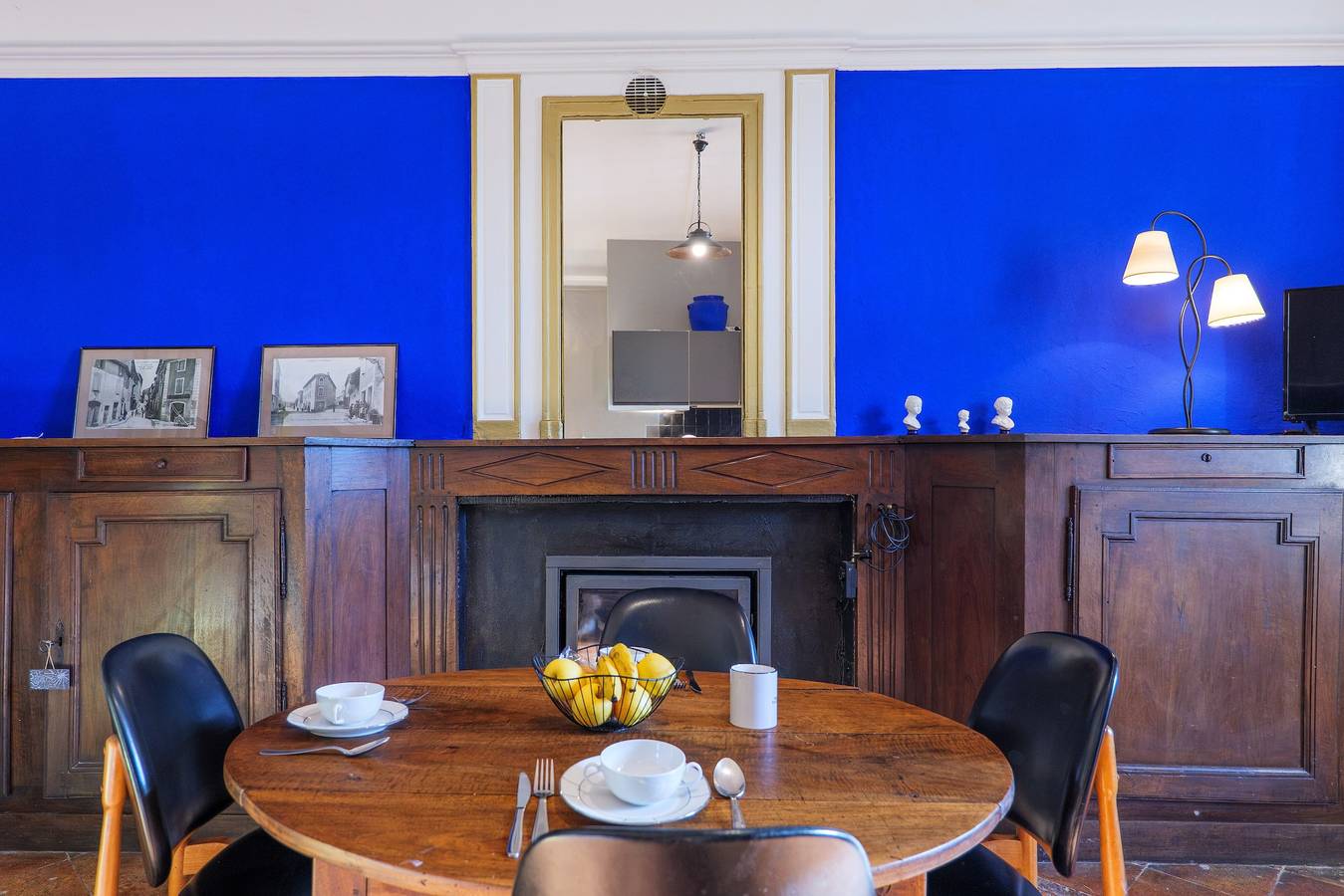Apartamento «Gîte Yves» con vistas a la montaña, piscina privada y Wi-Fi in Vallon-Pont-d'Arc, Gorges de l’Ardèche