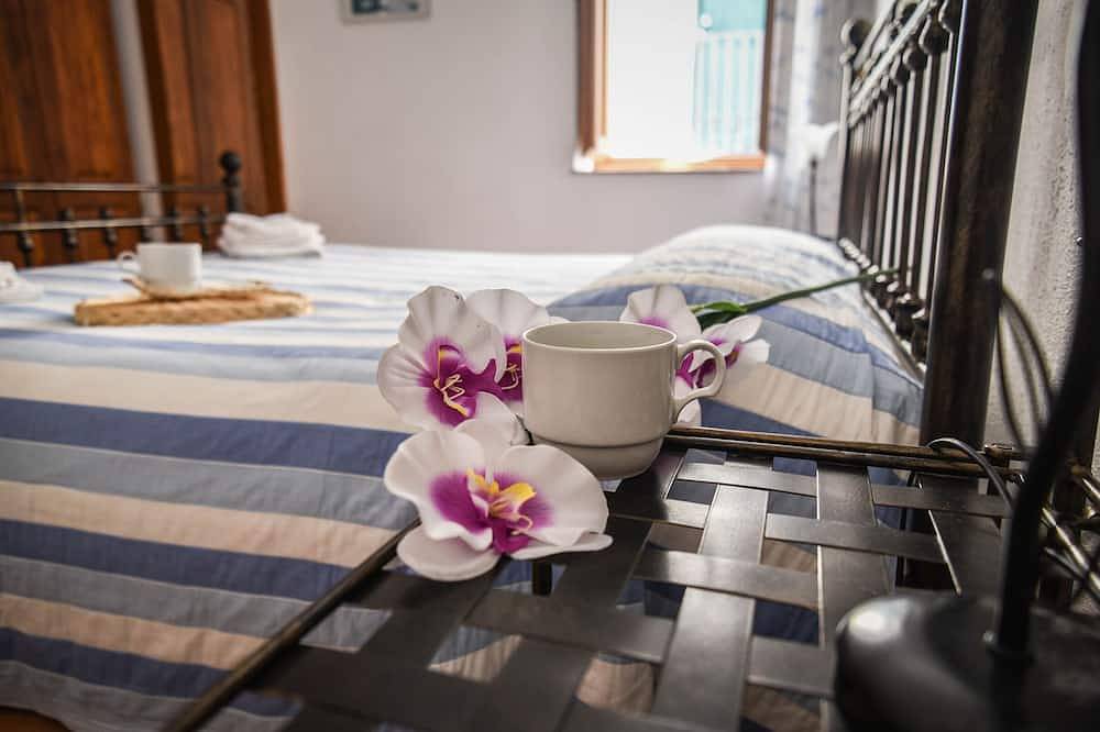 Entire apartment, Apartment in the center of Lipari in Lipari