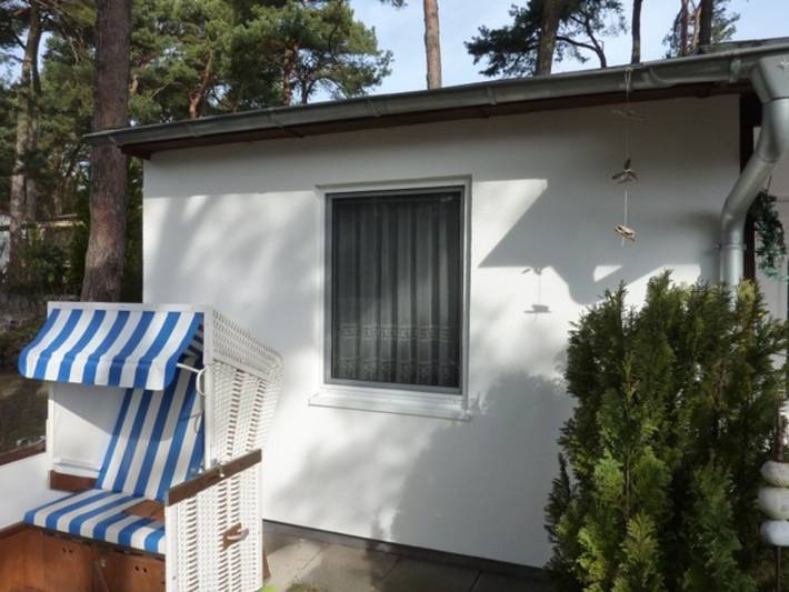 Bungalow für 4 Personen, mit Terrasse und Garten