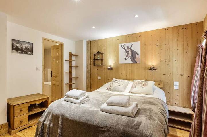 Chalet 160m2 Quiet | Sauna | View | Bus Train 250m in Les Grandes Montets, Chamonix-Mont-Blanc