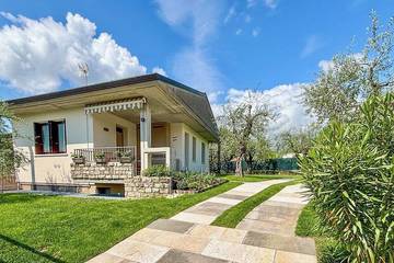 Ferienhaus für 5 Personen, mit Garten und Terrasse, mit Haustier am Gardasee