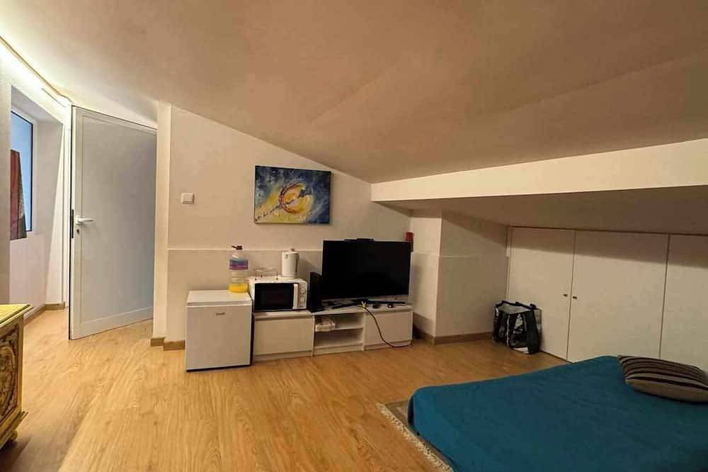 Entire apartment, Next Stop Room in Azurara, Porto District