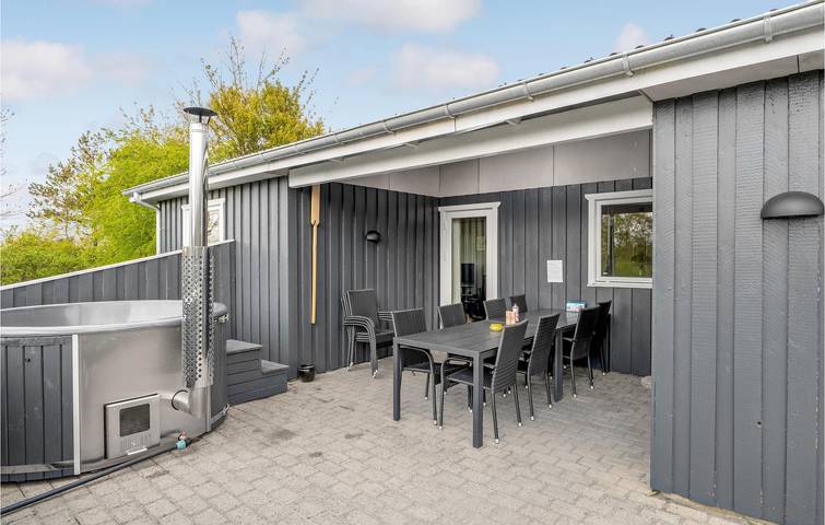 Ferienhaus für 12 Personen, mit Terrasse und Whirlpool sowie Sauna in Hvalpsund - 4