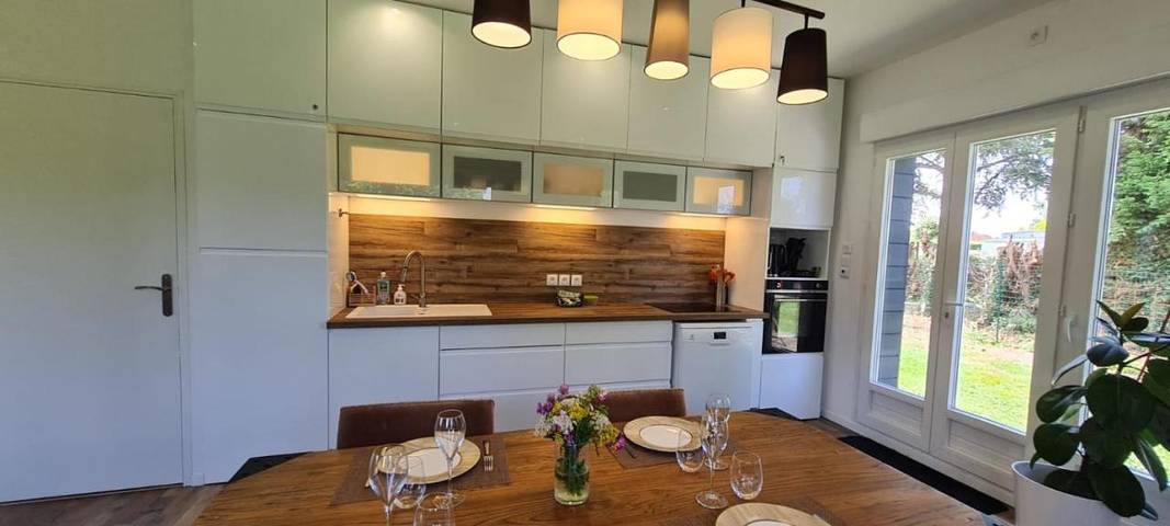 Location de vacances pour 4 personnes, avec jardin ainsi que vue et terrasse à Beuvry - 4