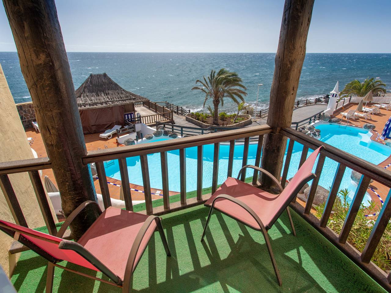 Apartamento entero, Casa Vacacional 2 Habitaciones con Balcón y Piscina Climatizada in Playa del Águila, San Bartolomé de Tirajana