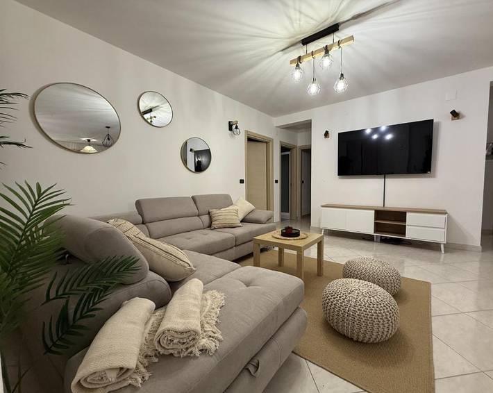 Ferienwohnung für 8 Personen, mit Garten und Ausblick