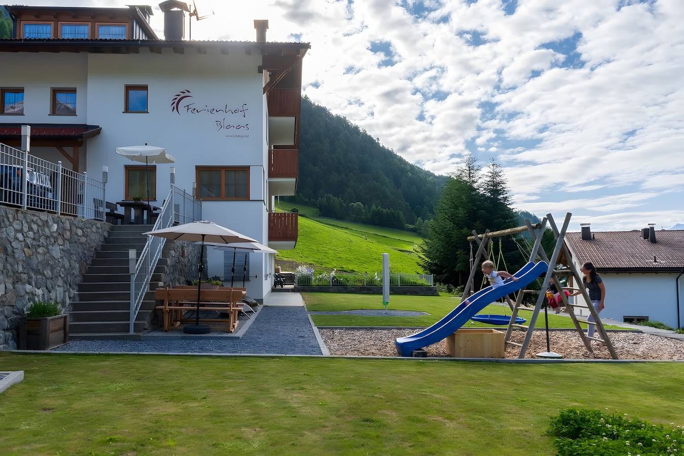 Geheel appartement, Appartement "Watles" met balkon en wifi in Schlinig, Mals