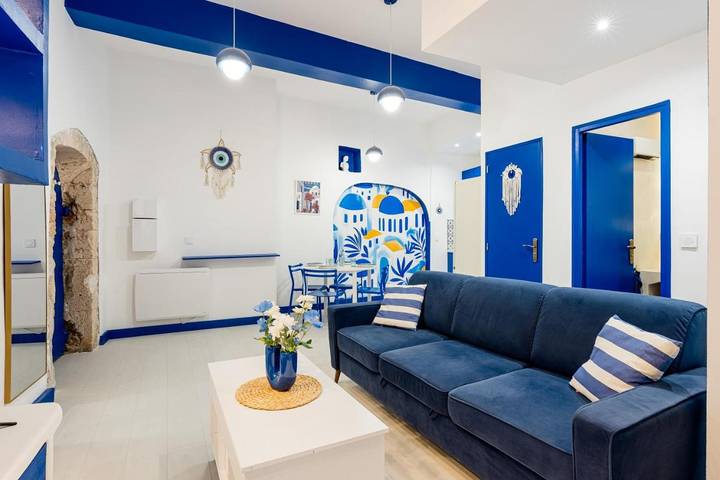 Gîte pour 4 personnes, animaux acceptés dans Basilique De Sainte Marie Majeure La Major Marseille - 3