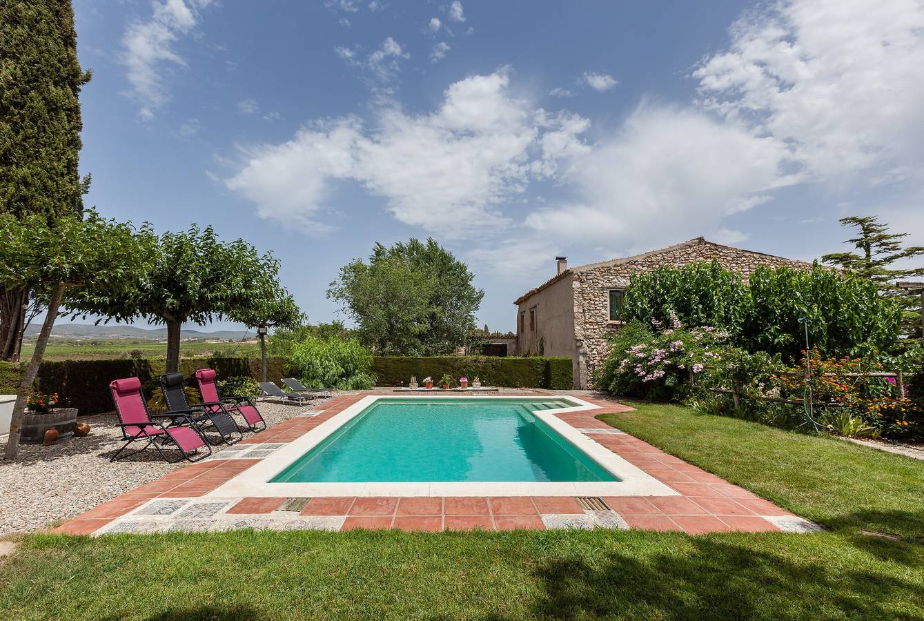 Ferienhaus 'Romegosa Benestar' mit Bergblick, Wlan und Klimaanlage in Alt Penedès, Penedes DO
