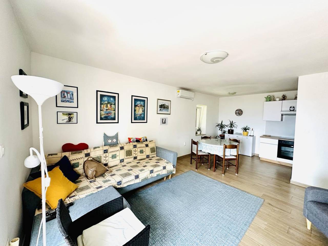 Ganze Ferienwohnung, Ferienwohnung für 4 Personen mit Terrasse in Rijeka, Primorje-Gorski Kotar