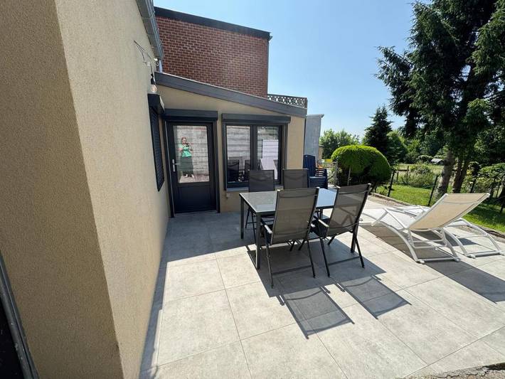 Gîte pour 3 personnes, avec Terrasse et Jardin dans Jumet