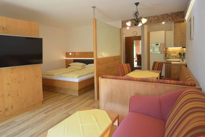 Ganze Ferienwohnung, Typ"I" /Wohn-Schlafraum/Bad, Wc in Walchsee, Kaisergebirge