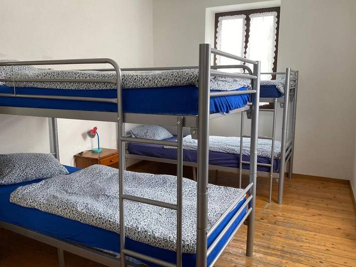 Camping pour 4 personnes, avec jardin et terrasse en Suisse - 4