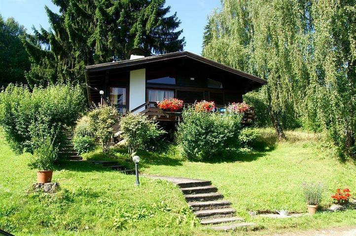 Ferienwohnung für 9 Personen, mit Balkon und Terrasse sowie Garten und Seeblick in Seeboden - 2