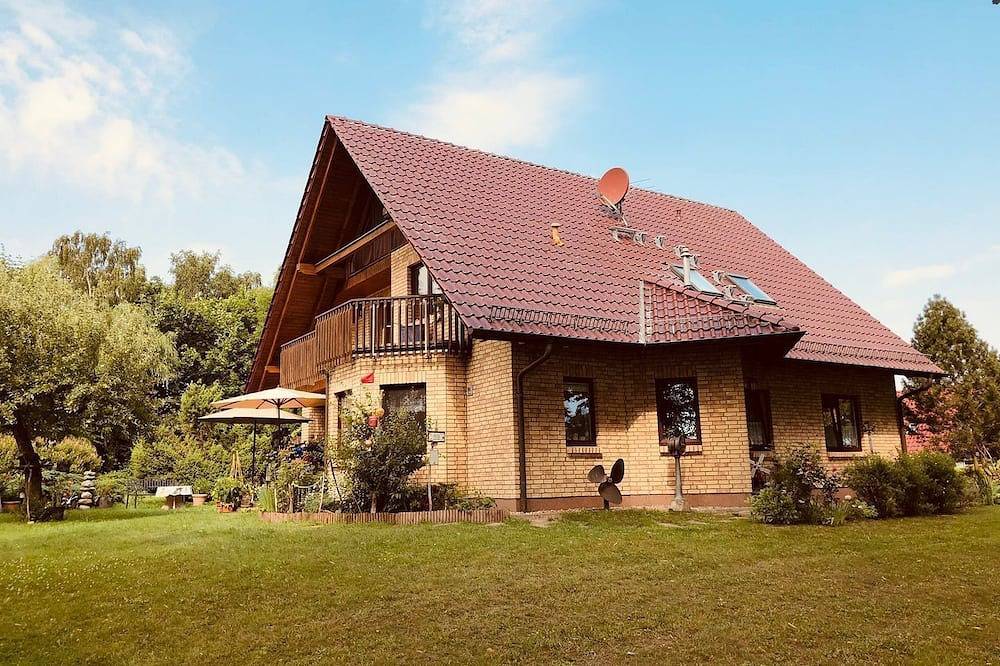 Ganze Wohnung, Ferienwohnung Zur Schoritzer Wiek 10 - Ferienwohnung „Zur Schoritzer Wiek 10“ – in Groß Schoritz, Garz/Rügen