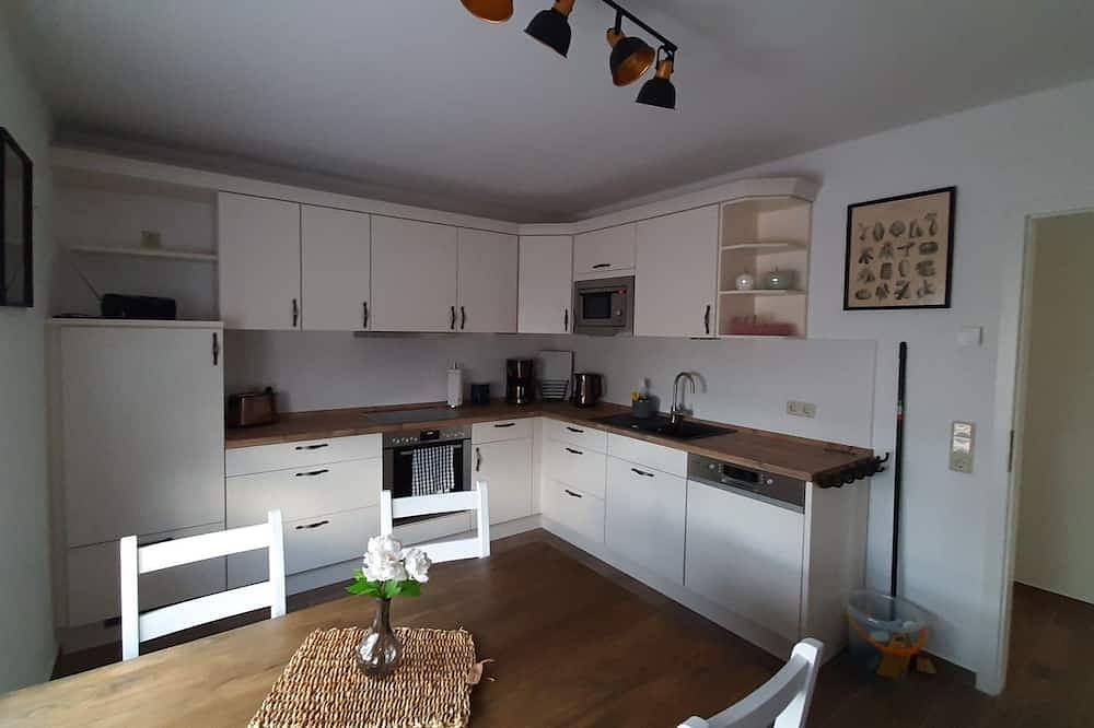 Ferienwohnung Angelika gr. Fw - Ferienhaus zur Eiche am Dorfanger in Waldow/ Brand, Schönwald (Brandenburg)