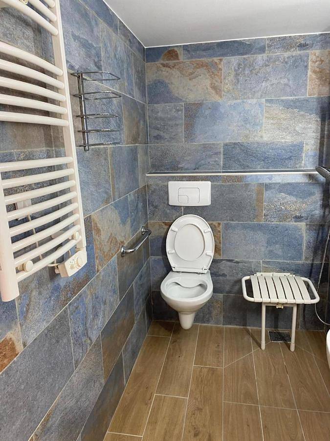 Hôtel pour 2 personnes, avec piscine ainsi que vue et jardin, animaux acceptés dans Territoire de Belfort - 2