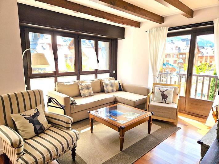 Casa rural para 5 personas, con vistas y terraza en Esterri de Aneu - 2