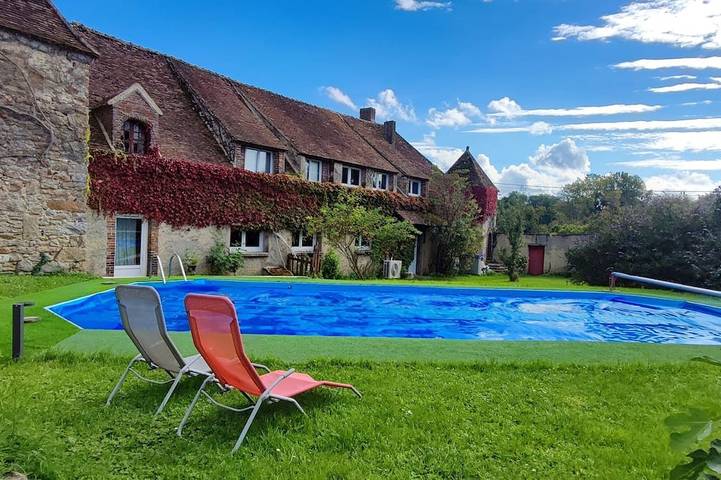 Maison de vacances pour 19 personnes, avec jardin ainsi que jacuzzi et balcon dans l' Aube