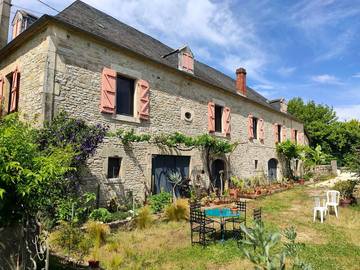 Chambre d’hôte pour 4 personnes, avec jardin à Cressensac
