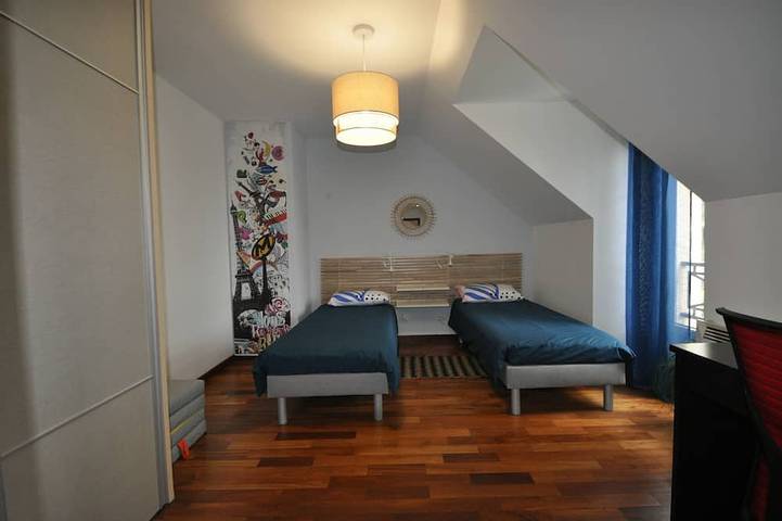 Gîte pour 8 personnes, avec terrasse et jardin à Couilly-Pont-aux-Dames - 3