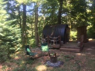Gîte pour 2 personnes, avec Balcon et Terrasse ainsi que Jardin et Vue sur le lac