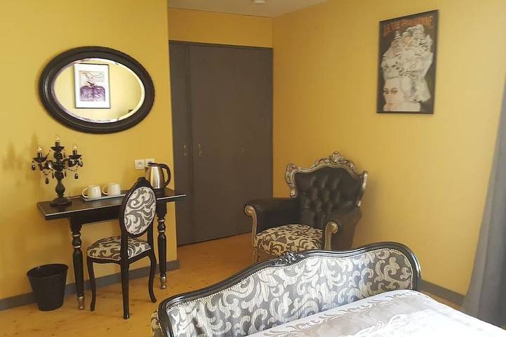 Location de vacances pour 12 personnes, avec jardin dans Le Fraysse - 2