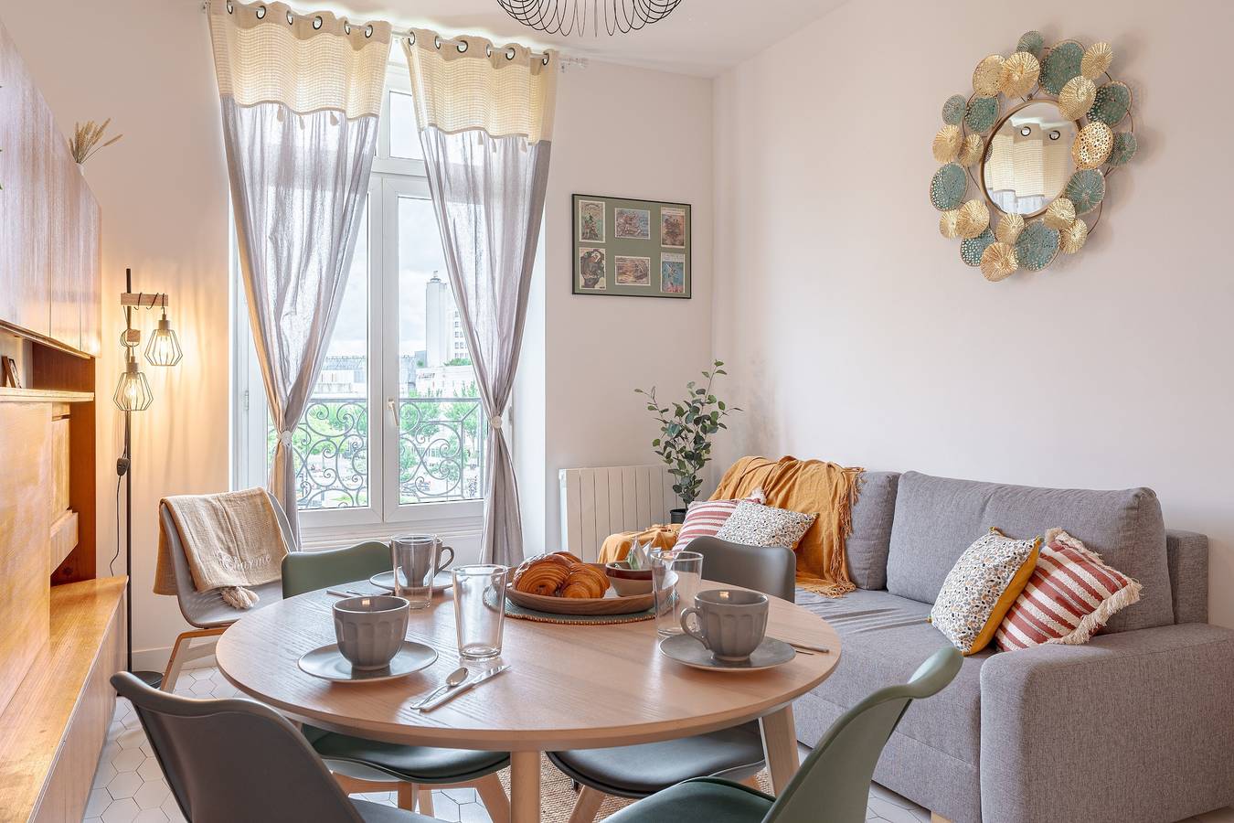 Entire apartment, Lucia - Appt sur l'Île Feydeau, au cœur de Nantes in Nantes, Nantes region