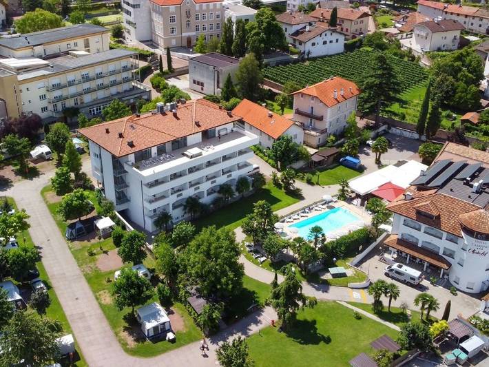 Camping für 2 Personen, mit Garten in den Dolomiten