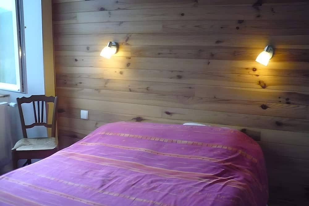Gîte Lou Claud en bord de Loire avec Wi-Fi in Cussac-sur-Loire, Haute-Loire