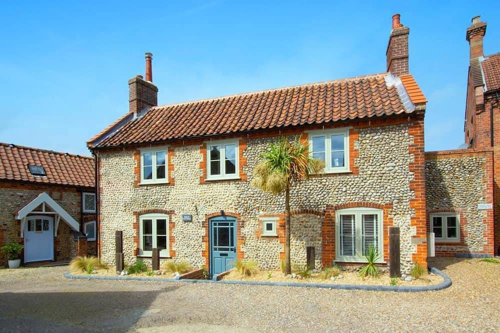 Holiday Home for 6 People in Holt, Norfolk