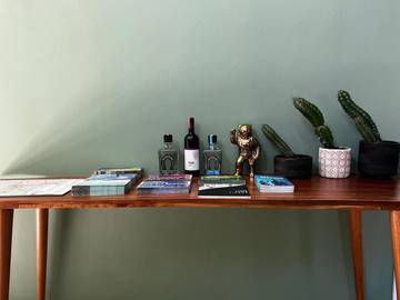 Chambre d’hôte pour 3 personnes, avec vue et terrasse à Tirana