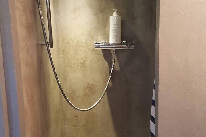 Péniche pour 3 personnes, avec terrasse dans Grand Est - 2