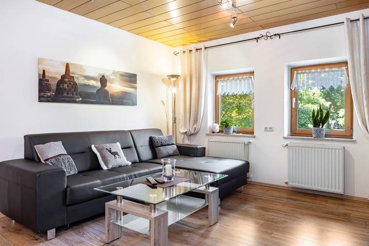 Ferienwohnung für 2 Personen, mit Balkon und Garten sowie Sauna im Pfaffenwinkel